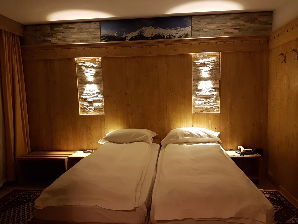 Alps Oriental Wellness Hotel 캄포돌치노 외부 사진