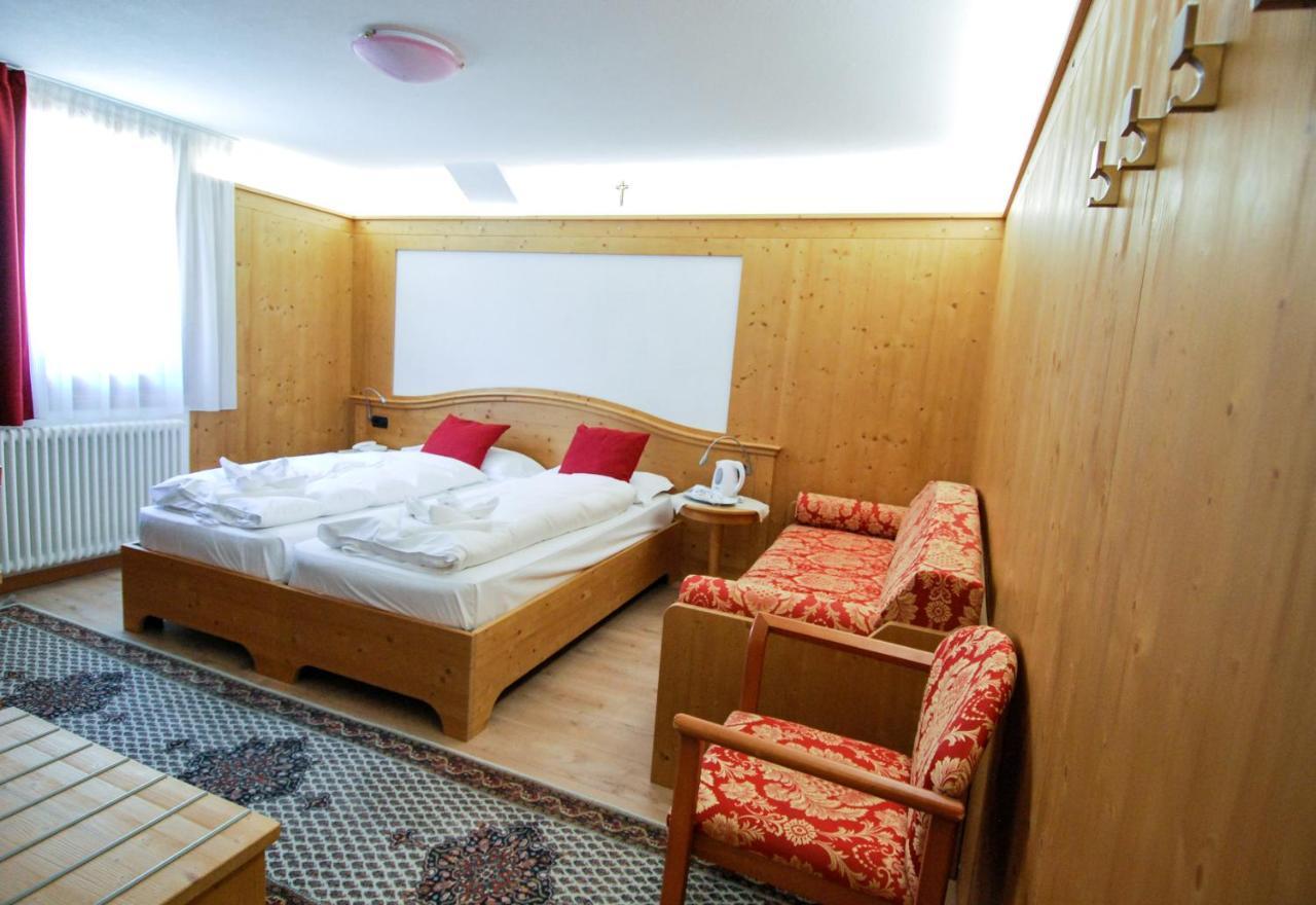 Alps Oriental Wellness Hotel 캄포돌치노 외부 사진